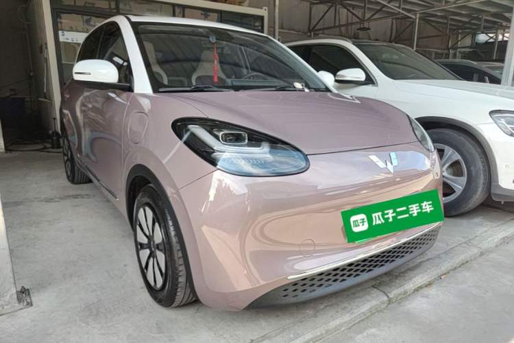 Used Wuling Bingo 2023 333 km Enjoyment Version Front Right 45 Deg