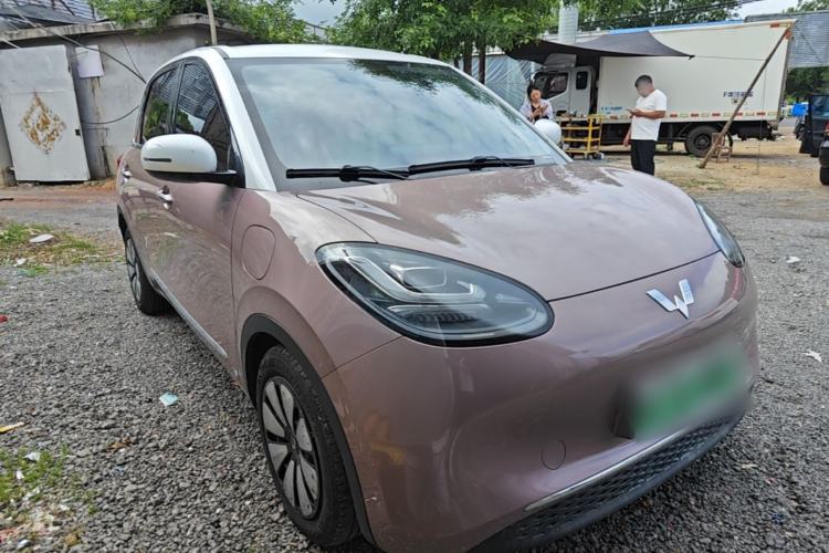 Used Wuling Bingo 2023 333km Enjoy+ Version Front Right 45 Deg
