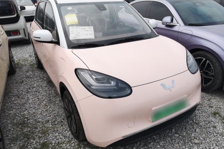 Used Wuling Bingo 2023 333km Enjoy+ Version Front Right 45 Deg