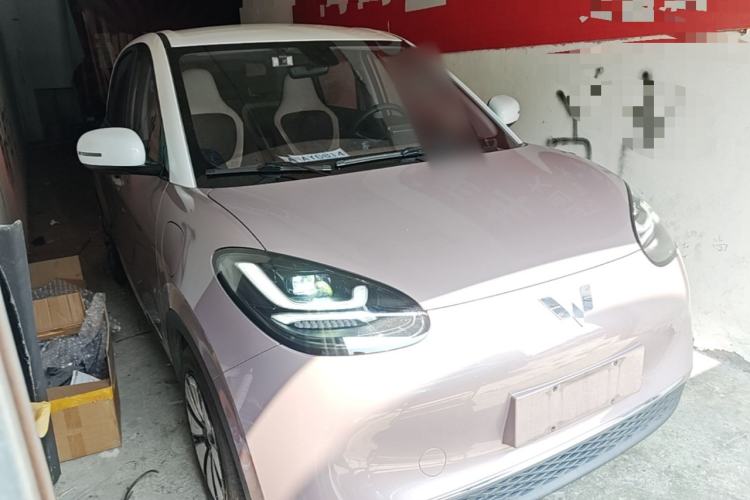 Used Wuling Bingo 2023 203km Comfort Edition Front Right 45 Deg
