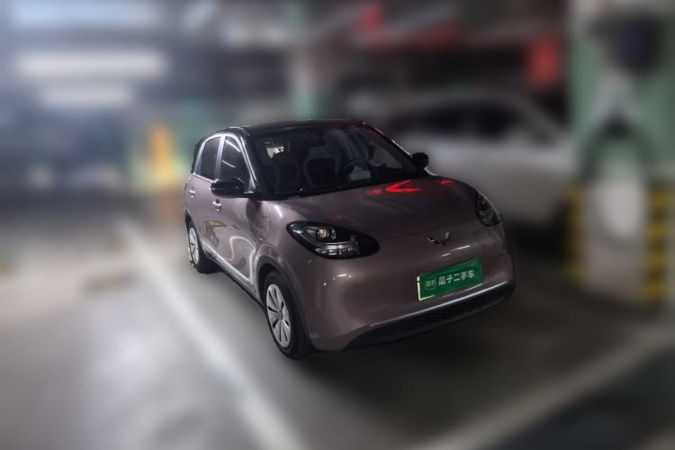 Used Wuling Bingo 2023 333 km Fast-Share Version Front Right 45 Deg