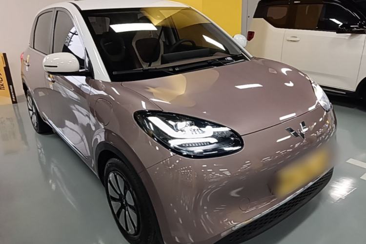 Used Wuling Bingo 2023 333 km Lingxi Connected Version Front Right 45 Deg