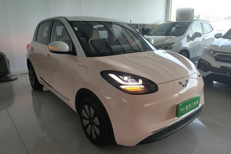 Used Wuling Bingo 2023 410 km Lingxi Deluxe Edition Front Right 45 Deg