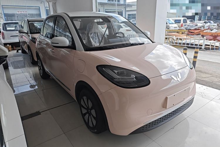 Used Wuling Bingo 2023 410 km Lingxi Deluxe Edition Front Right 45 Deg