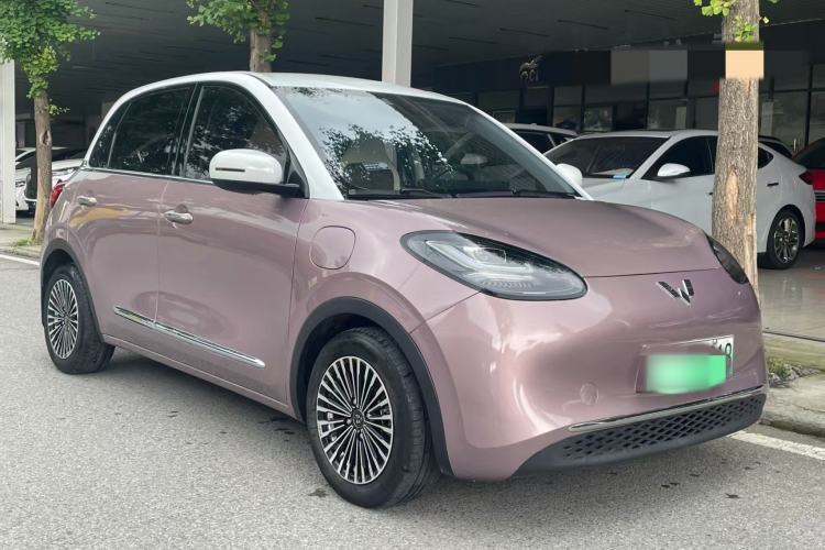 Used Wuling Bingo 2023 333 km Lingxi Connected Version Front Right 45 Deg