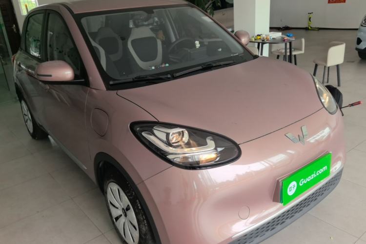 Used Wuling Bingo 2023 203km Light Edition Front Right 45 Deg