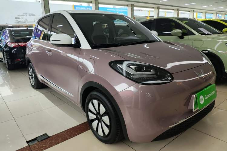 Used Wuling Bingo 2023 333km Enjoy+ Version Front Right 45 Deg