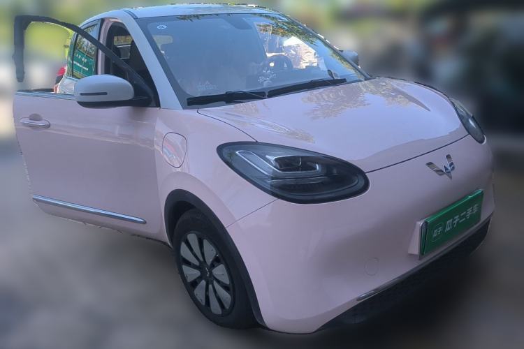 Used Wuling Bingo 2023 410 km Lingxi Deluxe Edition Front Right 45 Deg