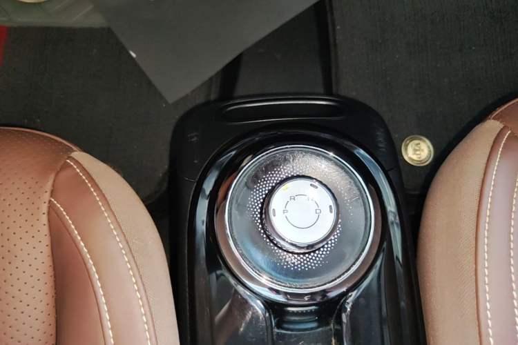 Used Wuling Bingo 2023 333 km Enjoyment Version Gear Lever