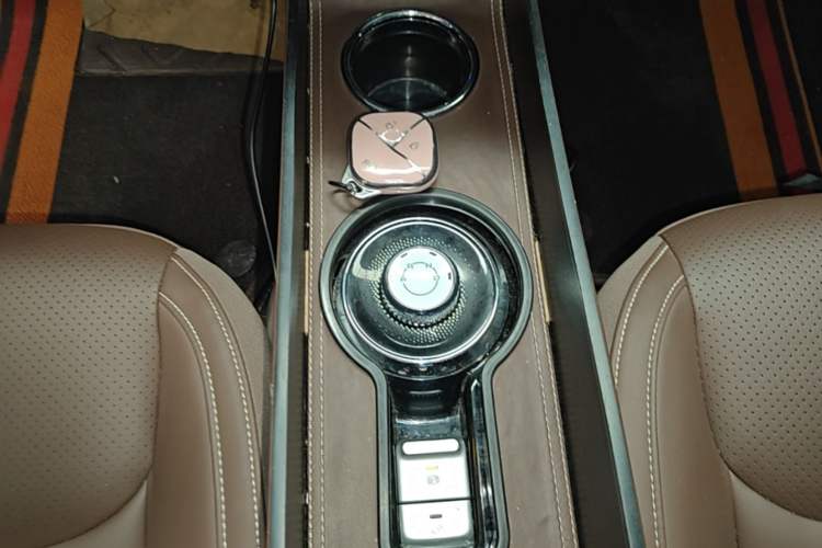 Used Wuling Bingo 2023 410 km Lingxi Deluxe Edition Gear Lever