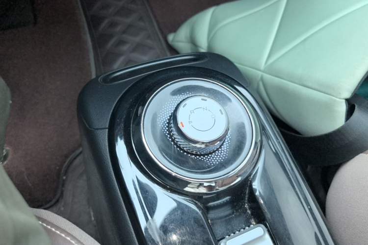 Used Wuling Bingo 2023 333 km Enjoyment Version Gear Lever
