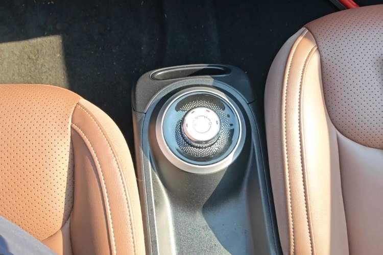 Used Wuling Bingo 2023 203km Comfort Edition Gear Lever