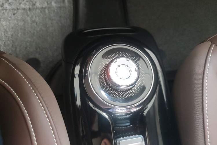 Used Wuling Bingo 2023 333 km Lingxi Connected+ Version Gear Lever