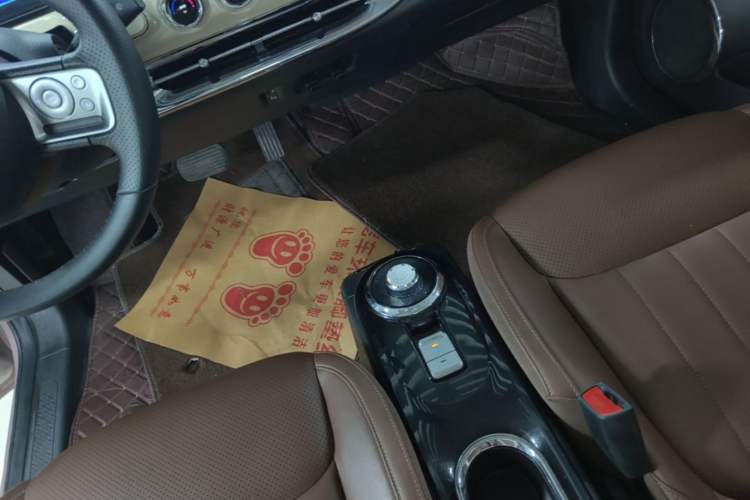 Used Wuling Bingo 2023 333 km Lingxi Connected Version Gear Lever