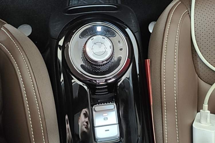 Used Wuling Bingo 2023 333 km Enjoyment Version Gear Lever
