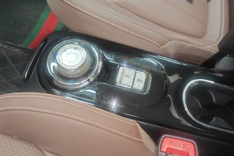 Used Wuling Bingo 2023 410 km Lingxi Deluxe Edition Gear Lever