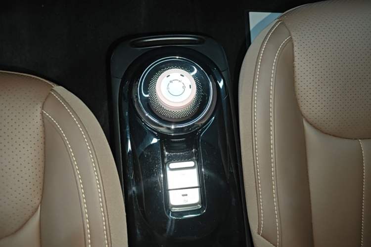 Used Wuling Bingo 2023 333 km Lingxi Connected+ Version Gear Lever