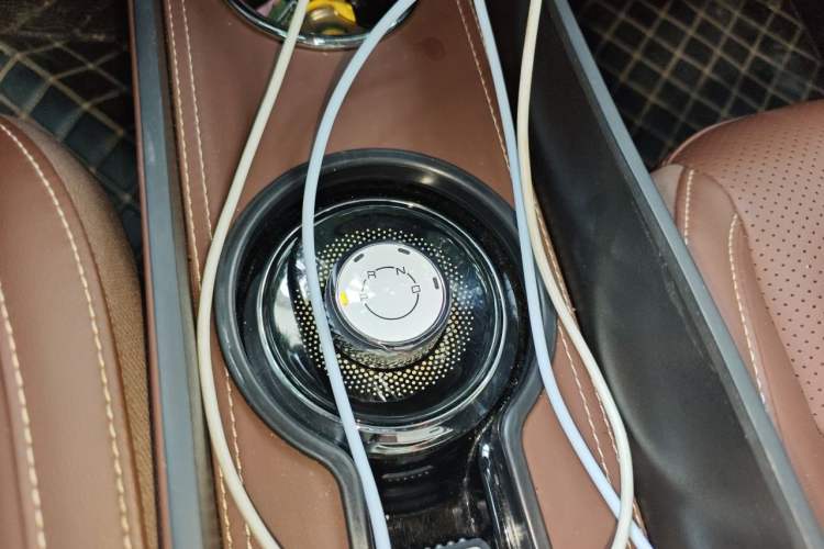 Used Wuling Bingo 2023 333 km Lingxi Connected+ Version Gear Lever