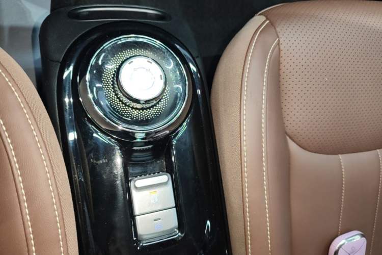 Used Wuling Bingo 2023 333km Enjoy+ Version Gear Lever
