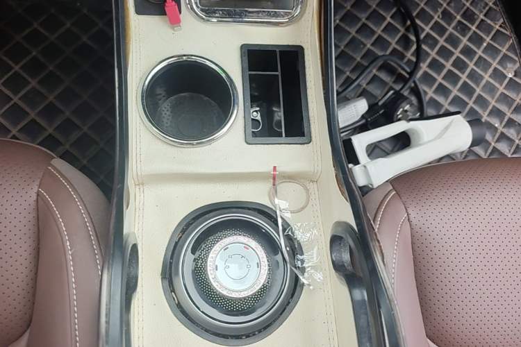 Used Wuling Bingo 2023 333 km Fast-Share Version Gear Lever