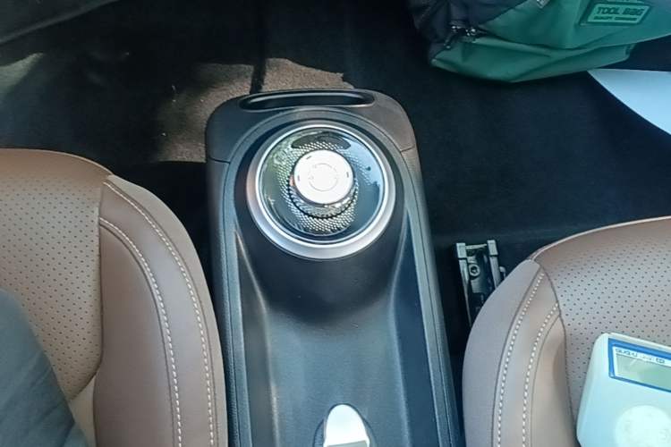 Used Wuling Bingo 2023 203km Comfort Edition Gear Lever