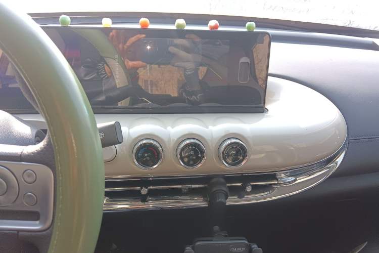 Used Wuling Bingo 2023 333 km Lingxi Connected Version Audio And AC Panel