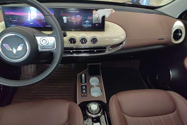 Used Wuling Bingo 2023 410 km Lingxi Deluxe Edition Audio And AC Panel