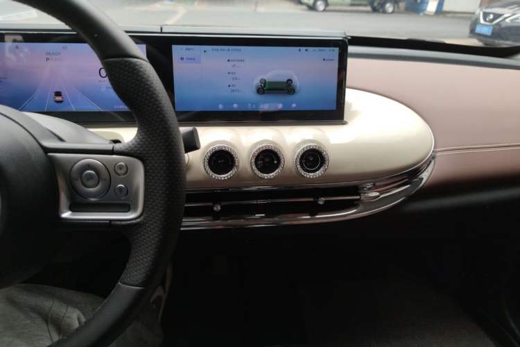 Used Wuling Bingo 2023 410 km Lingxi Deluxe Edition Audio And AC Panel