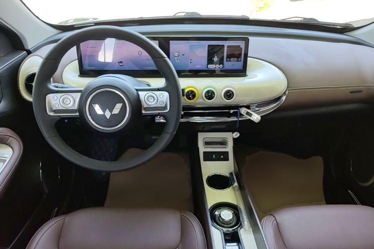 Used Wuling Bingo 2023 410 km Lingxi Deluxe Edition Center Console