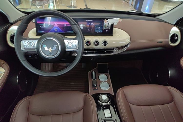Used Wuling Bingo 2023 410 km Lingxi Deluxe Edition Center Console