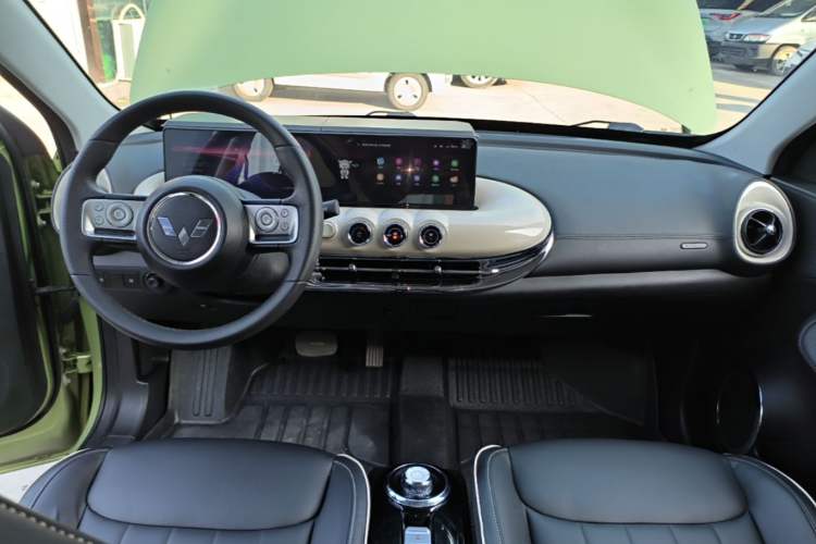 Used Wuling Bingo 2023 333 km Lingxi Connected+ Version Center Console