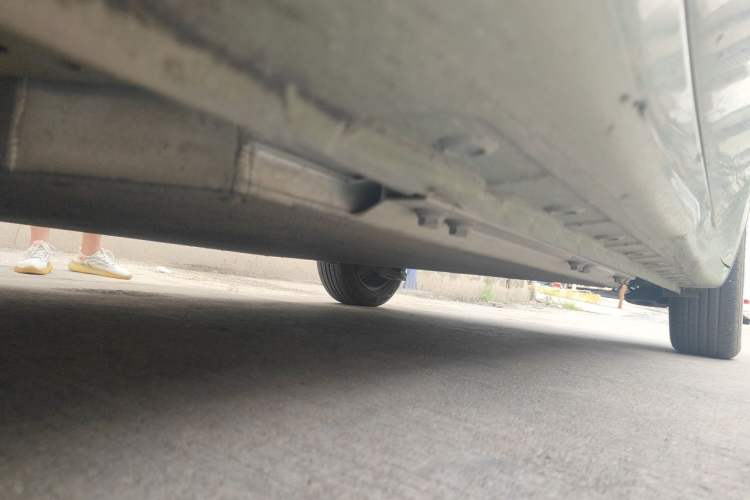 Used Wuling Bingo 2023 333 km Lingxi Connected Version Chassis Front Left