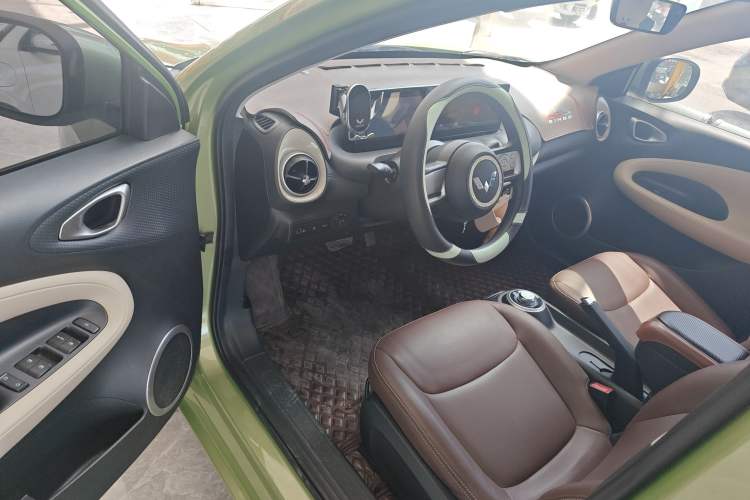 Used Wuling Bingo 2023 333 km Fast-Share Version Driver Seat