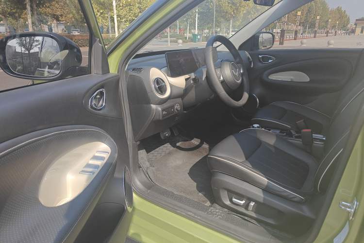 Used Wuling Bingo 2023 333 km Lingxi Connected Version Driver Seat