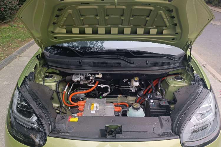 Used Wuling Bingo 2023 333 km Enjoyment Version Engine Bay