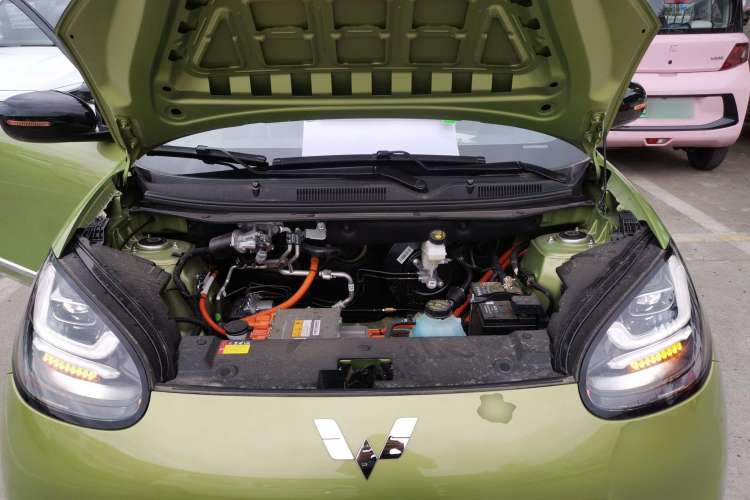 Used Wuling Bingo 2023 333 km Lingxi Connected Version Engine Bay