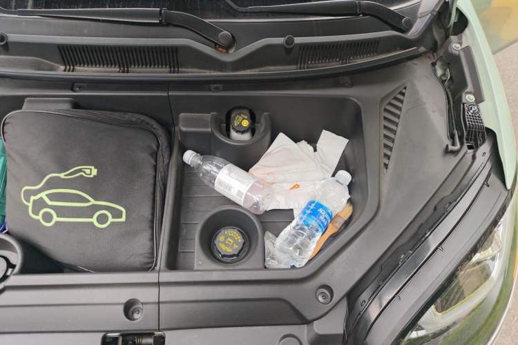 Used Wuling Bingo 2023 410 km Lingxi Deluxe Edition Engine Bay Left