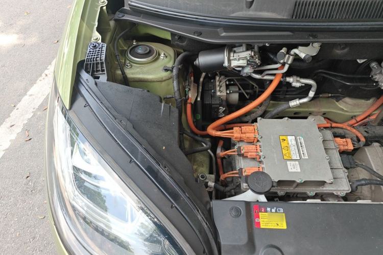 Used Wuling Bingo 2023 333 km Lingxi Connected+ Version Engine Bay Right