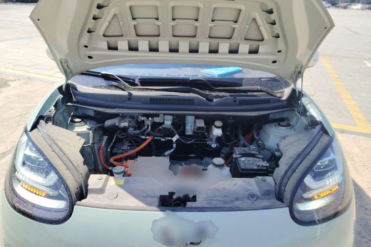 Used Wuling Bingo 2023 410 km Lingxi Deluxe Edition Engine Bay