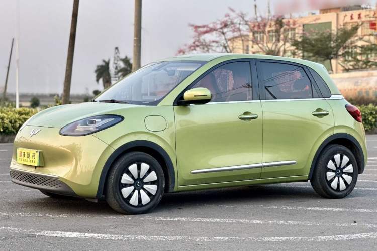 Used Wuling Bingo 2023 333 km Enjoyment Version Exterior 3