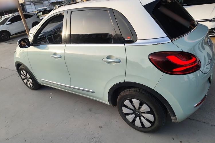 Used Wuling Bingo 2023 410 km Lingxi Deluxe Edition Exterior 3