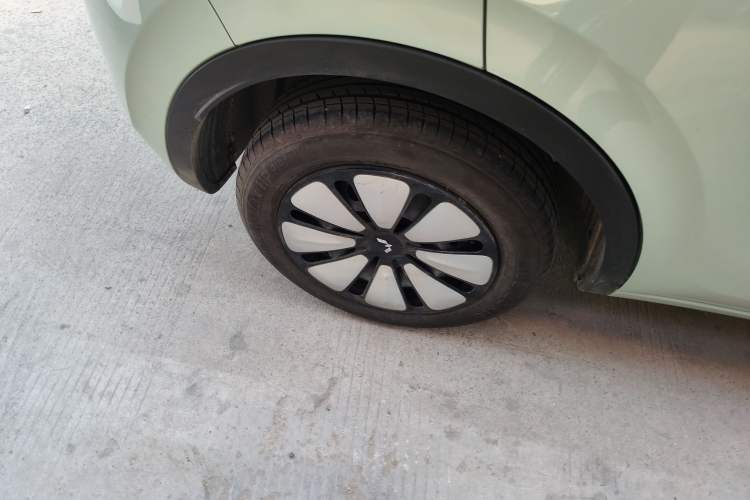 Used Wuling Bingo 2023 410 km Lingxi Deluxe Edition Exterior 8