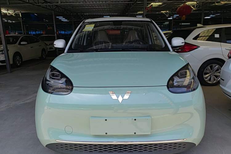 Used Wuling Bingo 2023 410 km Lingxi Deluxe Edition Front