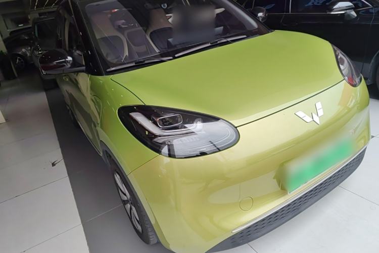 Used Wuling Bingo 2023 333 km Lingxi Connected Version Front Right 45 Deg