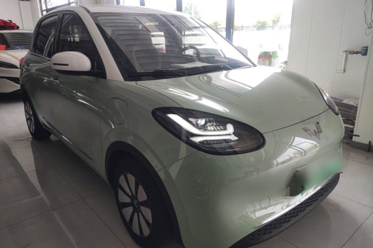 Used Wuling Bingo 2023 410 km Lingxi Deluxe Edition Front Right 45 Deg