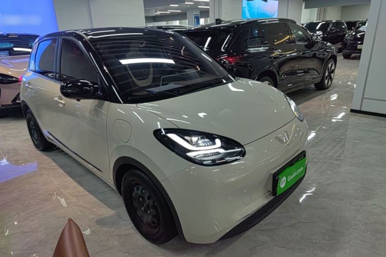 Used Wuling Bingo 2023 333 km Lingxi Connected+ Version Front Right 45 Deg