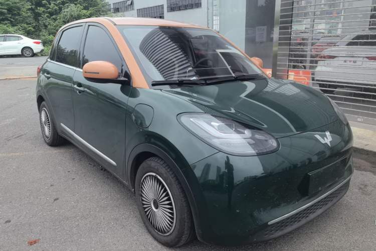 Used Wuling Bingo 2023 333 km Lingxi Connected+ Version Front Right 45 Deg