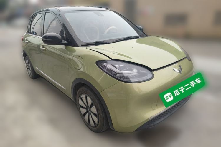 Used Wuling Bingo 2023 333 km Lingxi Connected Version Front Right 45 Deg