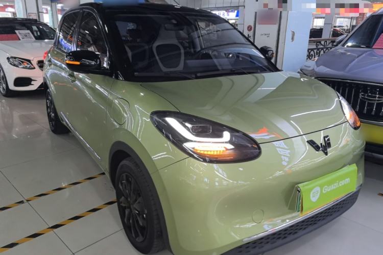 Used Wuling Bingo 2023 333 km Lingxi Connected Version Front Right 45 Deg