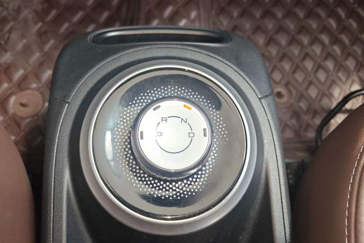 Used Wuling Bingo 2023 333 km Fast-Share Version Gear Lever